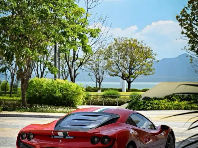 Ferrari F8 — Фото автомобиля 4