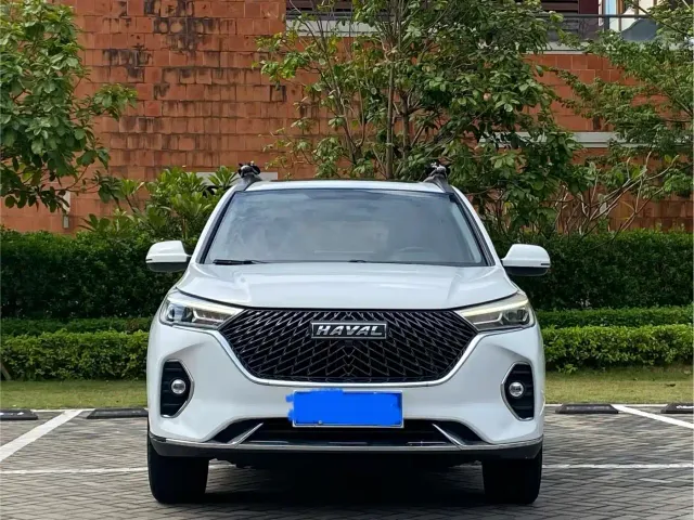 Haval M6 — Фото автомобиля 2