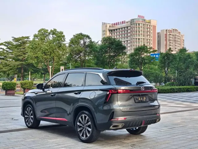 Changan CS75 Plus — Фото автомобиля 15