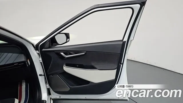 Kia EV6 — Фото автомобиля 12