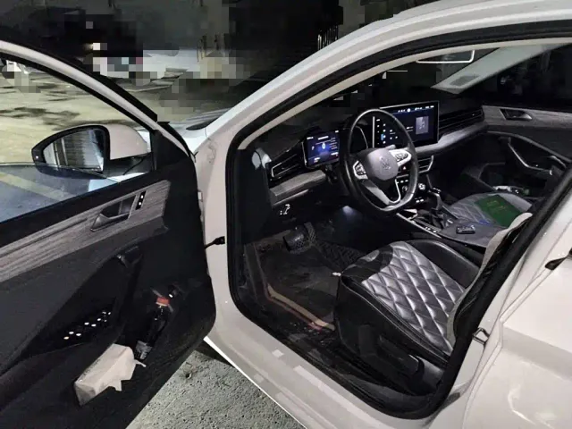Volkswagen Sagitar — Фото автомобиля 12