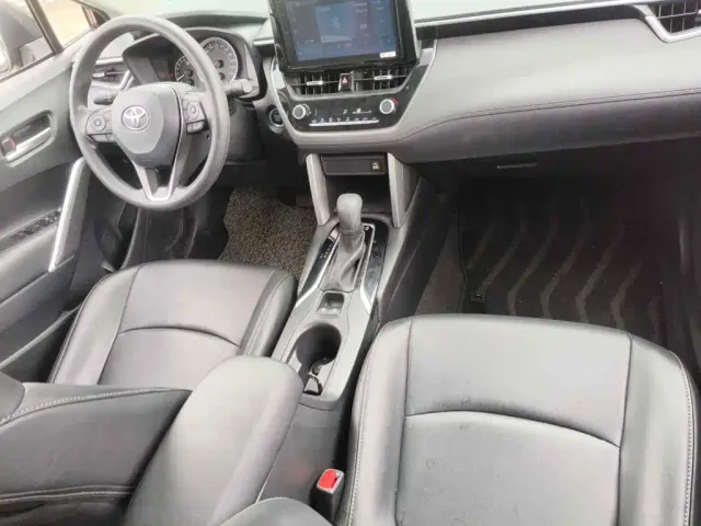 Toyota Corolla Cross — Фото автомобиля 12