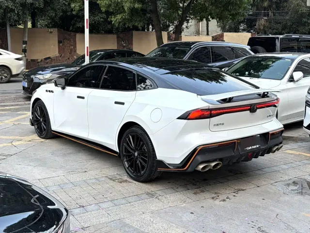 Changan UNI-V — Фото автомобиля 14