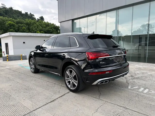 Audi Q5L — Фото автомобиля 7