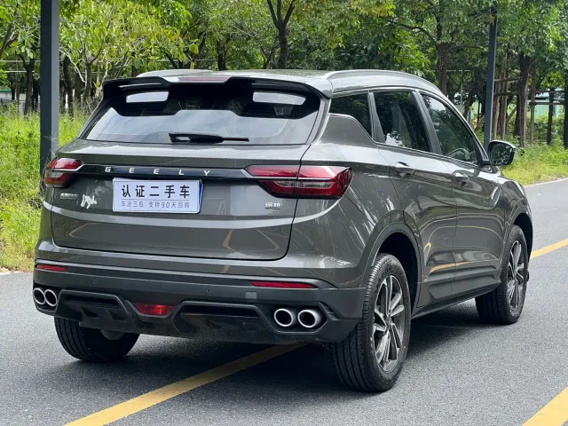 Geely Binyue — Фото автомобиля 9