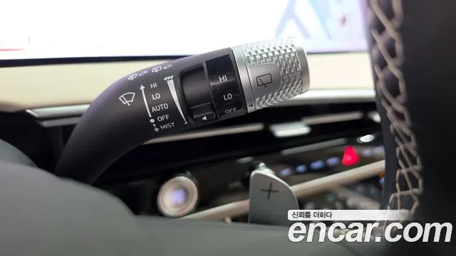 Genesis GV70 — Фото автомобиля 27