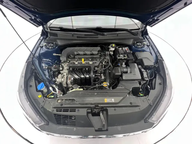 Hyundai Elantra — Фото автомобиля 8