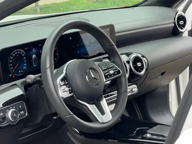 Mercedes-Benz A-Class — Фото автомобиля 17