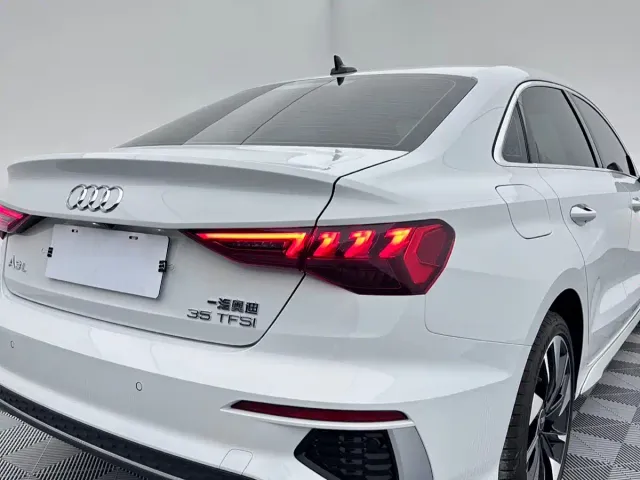 Audi A3 — Фото автомобиля 9