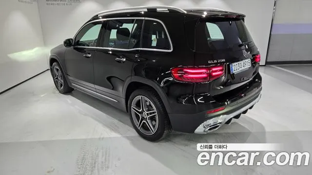 Mercedes-Benz GLB-Class X247 — Фото автомобиля 3