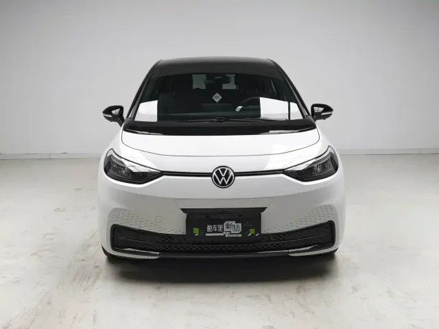 Volkswagen ID.3 — Фото автомобиля 2