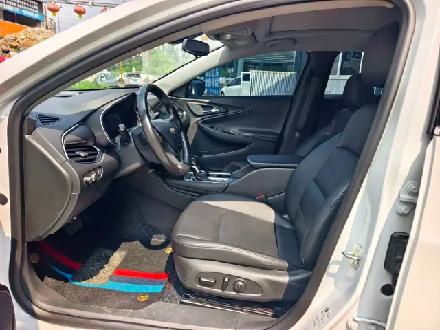 Chevrolet Malibu XL — Фото автомобиля 4