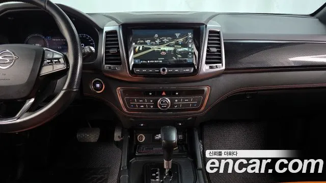 KG_Mobility_Ssangyong Rexton — Фото автомобиля 14