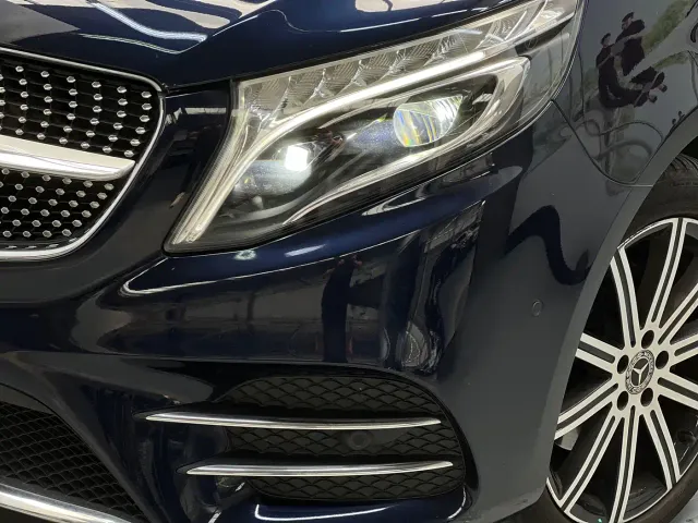 Mercedes-Benz V-Class — Фото автомобиля 3