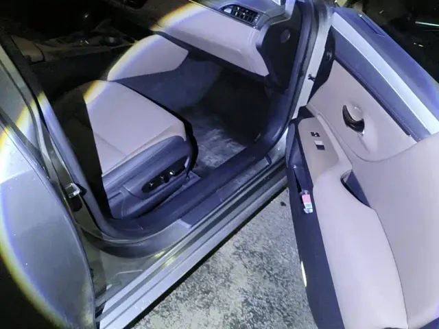 Lexus ES — Фото автомобиля 12