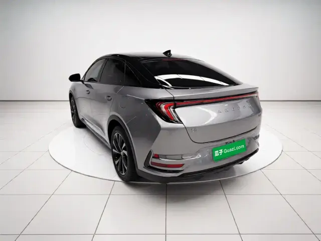 Arcfox Alpha S — Фото автомобиля 4
