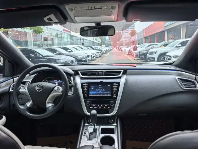 Nissan Murano — Фото автомобиля 9