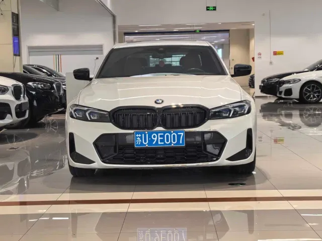 BMW 3 Series — Фото автомобиля 2