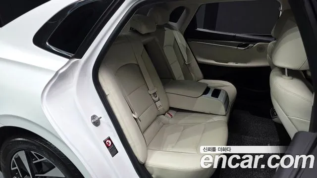 Hyundai Grandeur — Фото автомобиля 9