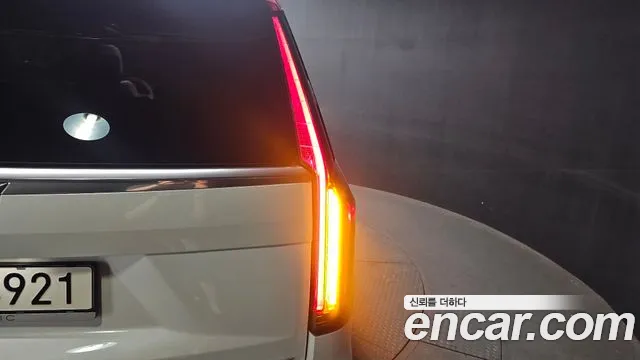 Cadillac Escalade Escalade 5 поколение — Фото автомобиля 19