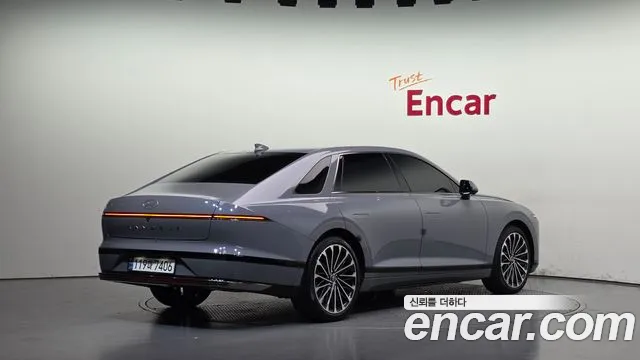 Hyundai Grandeur GN7 — Фото автомобиля 2