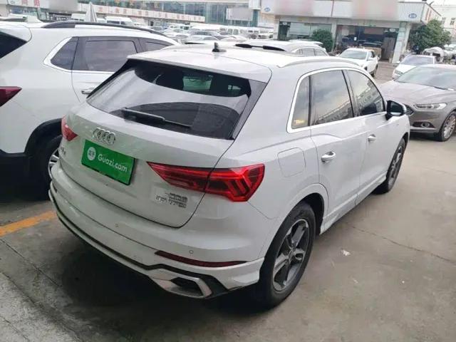 Audi Q3 — Фото автомобиля 6