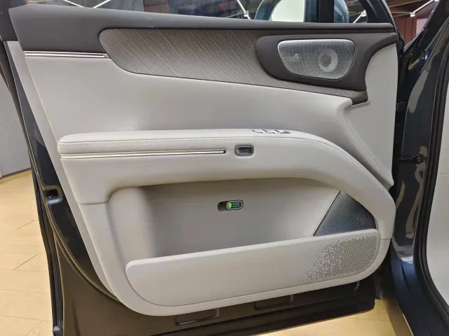 Leapmotor D Series — Фото автомобиля 29