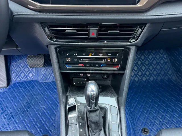 Volkswagen Tharu — Фото автомобиля 12