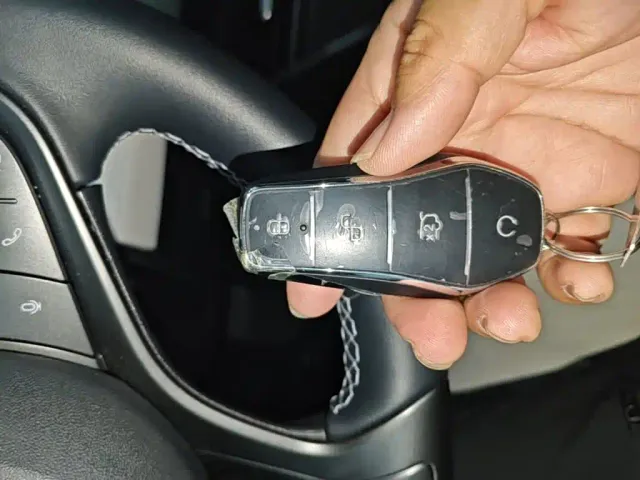 BYD Seal 05 DM-i — Фото автомобиля 8