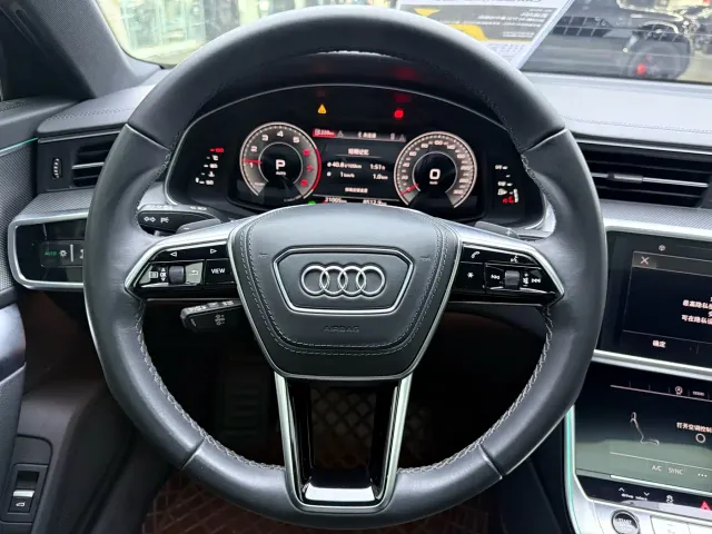 Audi A6L — Фото автомобиля 10