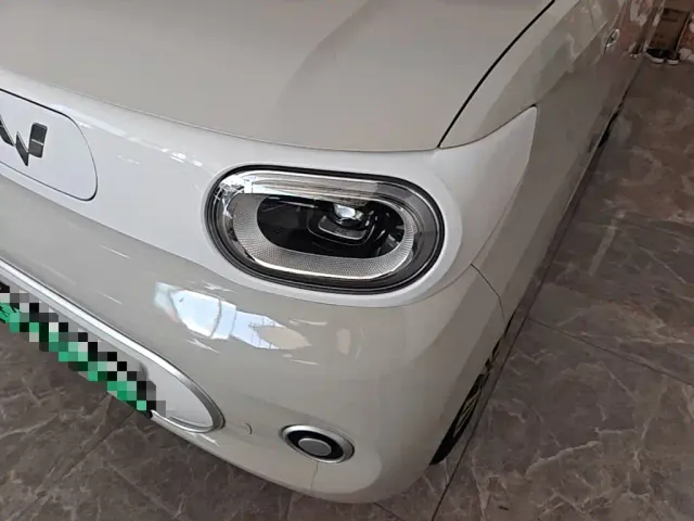 Wuling Hongguang Mini EV — Фото автомобиля 23