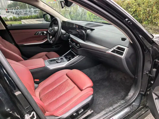 BMW 3 Series — Фото автомобиля 18