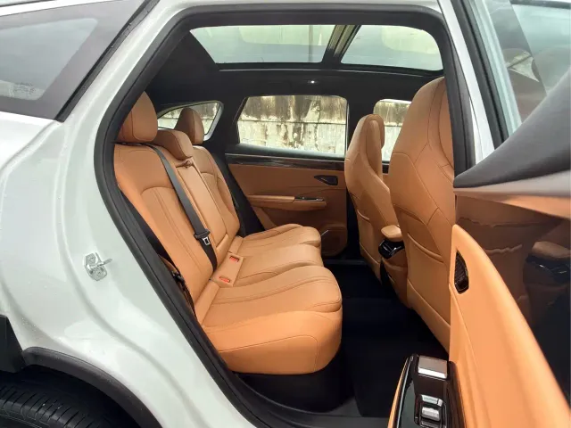 Geely Galaxy L7 — Фото автомобиля 12