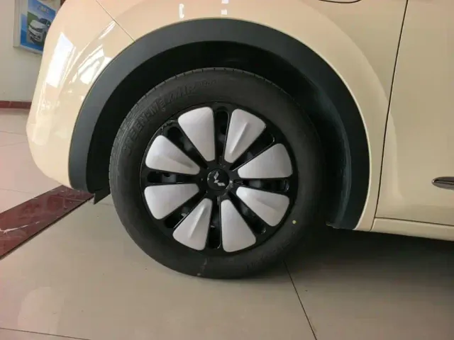 Wuling Bingo — Фото автомобиля 22