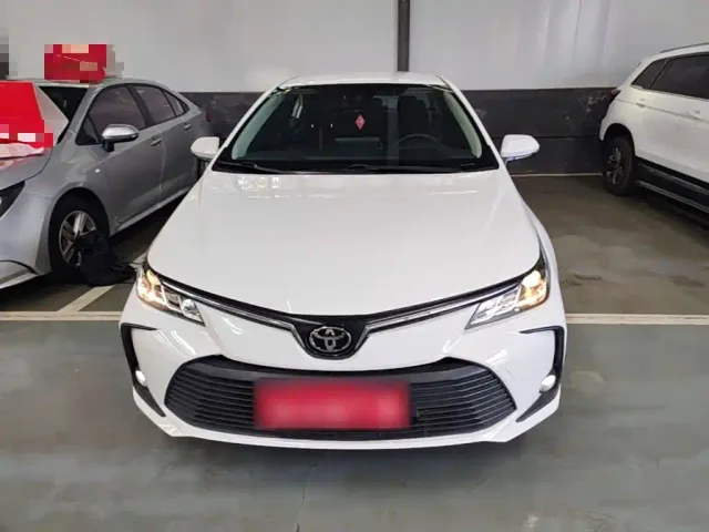 Toyota Corolla — Фото автомобиля 2