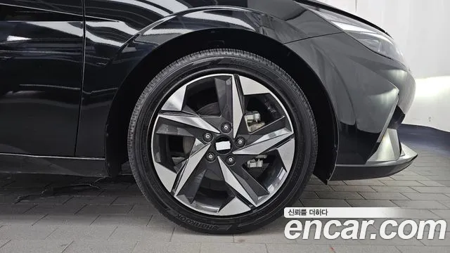 Hyundai Avante — Фото автомобиля 6