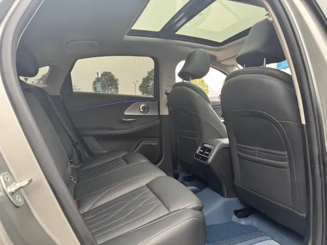 Chery Arrizo 8 — Фото автомобиля 10