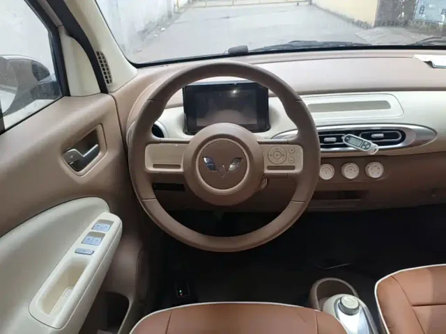 Wuling Hongguang Mini EV — Фото автомобиля 10