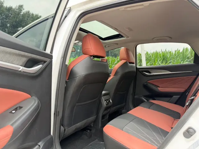 Changan Eado — Фото автомобиля 7