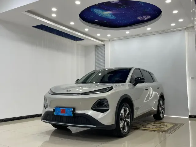 Фотография автомобиля — Changan Qiyuan Q05