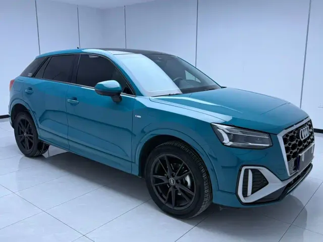 Audi Q2L — Фото автомобиля 3