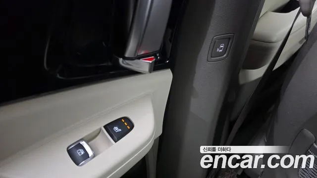 Kia Carnival 4th Gen — Фото автомобиля 19