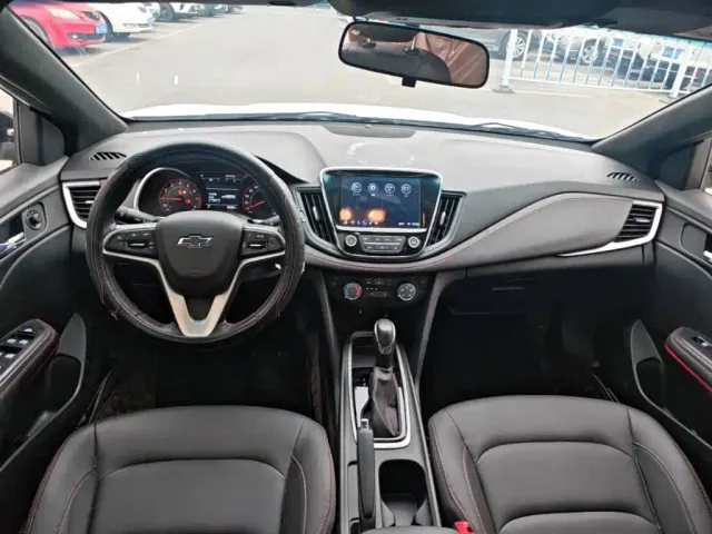Chevrolet Monza — Фото автомобиля 12