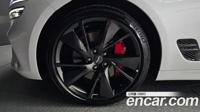 Genesis G70 Новый G70 Бензин 3.3T 2WD — Фото автомобиля 2