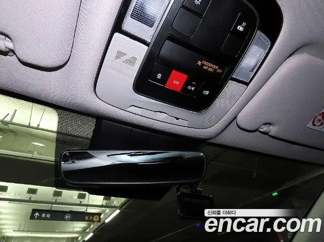 Hyundai Sonata — Фото автомобиля 16