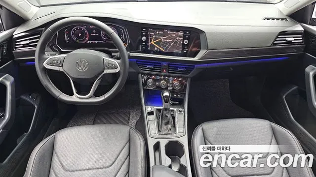 Volkswagen Jetta — Фото автомобиля 10