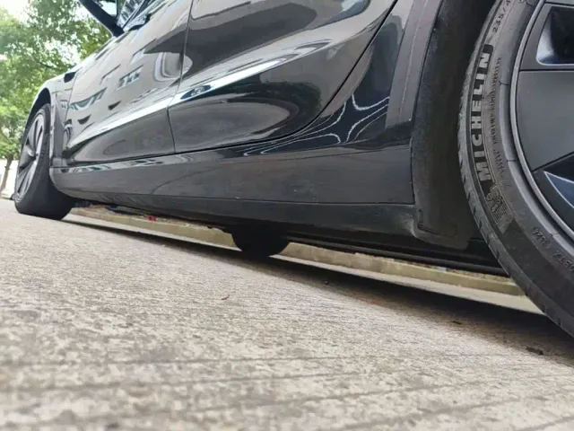 Tesla Model 3 — Фото автомобиля 20