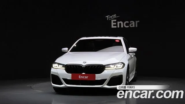 BMW 5 Series G30 — Фото автомобиля 3