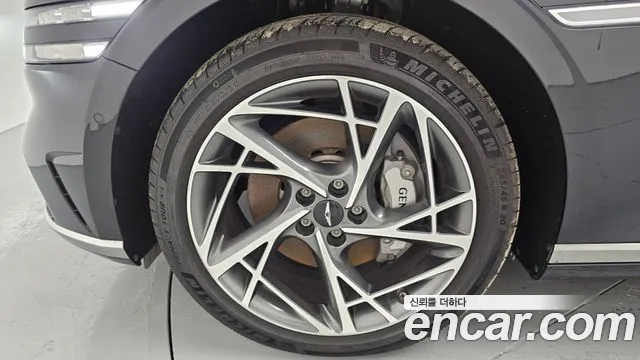 Genesis G90 Бензин 3.5 турбо AWD — Фото автомобиля 5