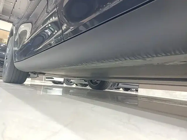 Tesla Model Y — Фото автомобиля 21